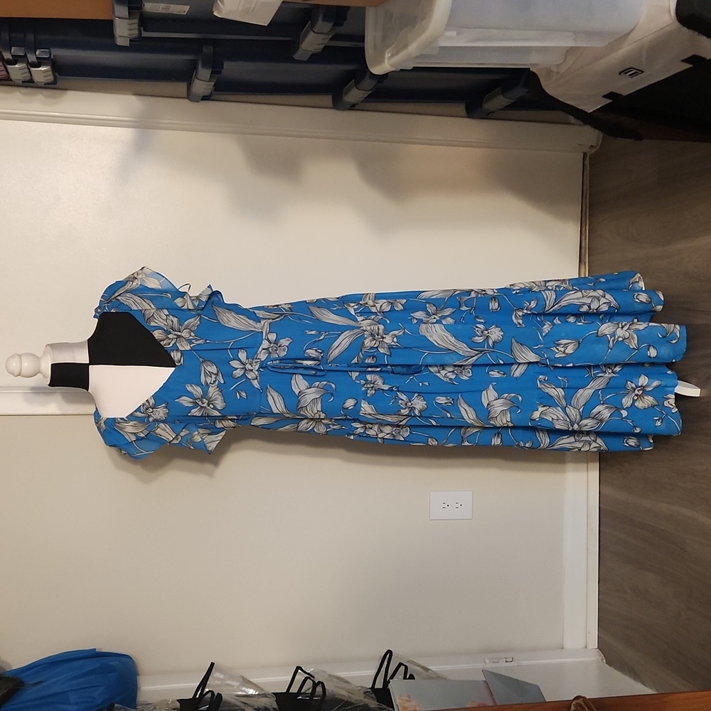Taylor Blue Floral Dress